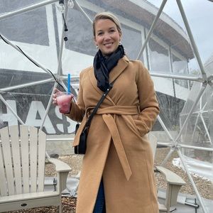 Meet your Posher, Charlotte